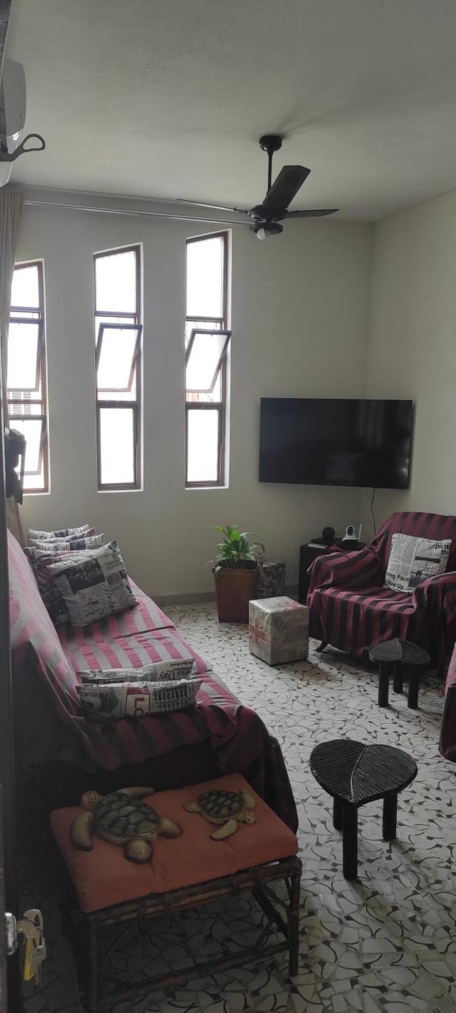 Casas Em *